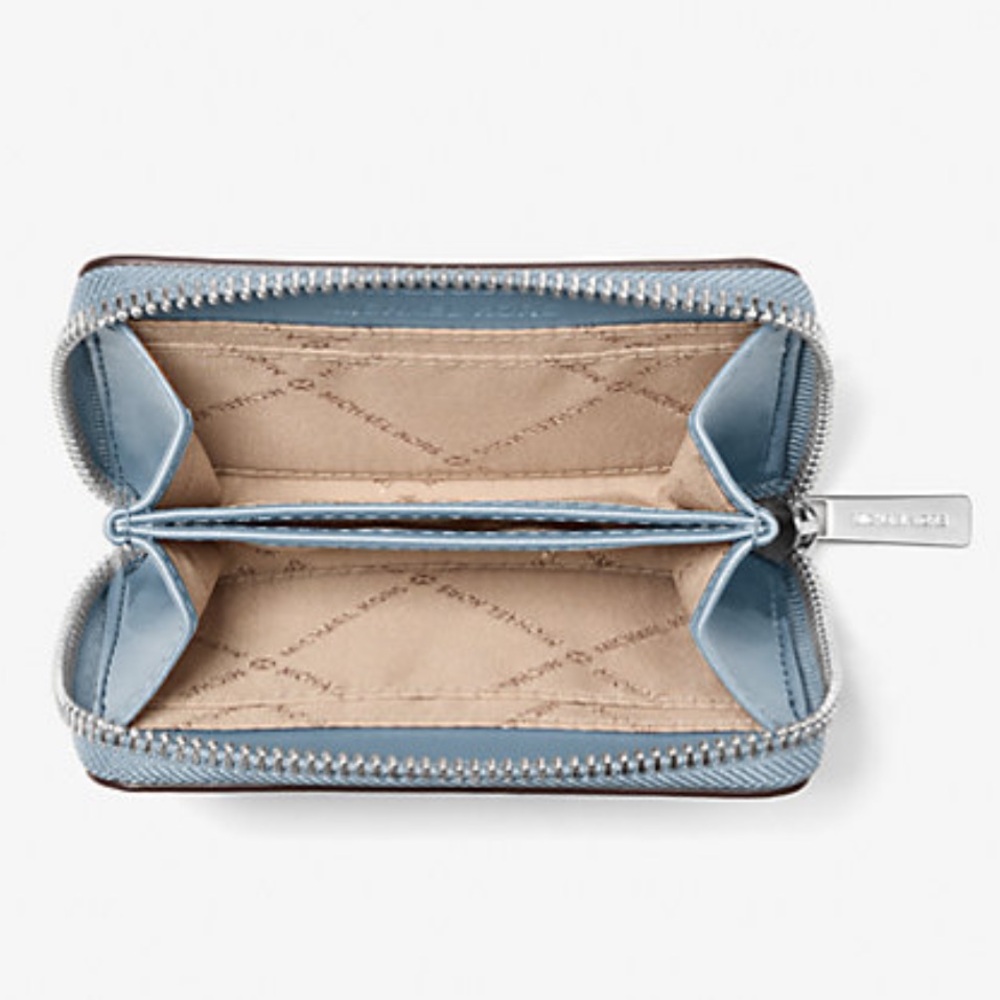 Michael Kors Jet Set Travel Md Zip Around Color-Block Wallet Card Case
Pale Bl - Picture 11 of 12